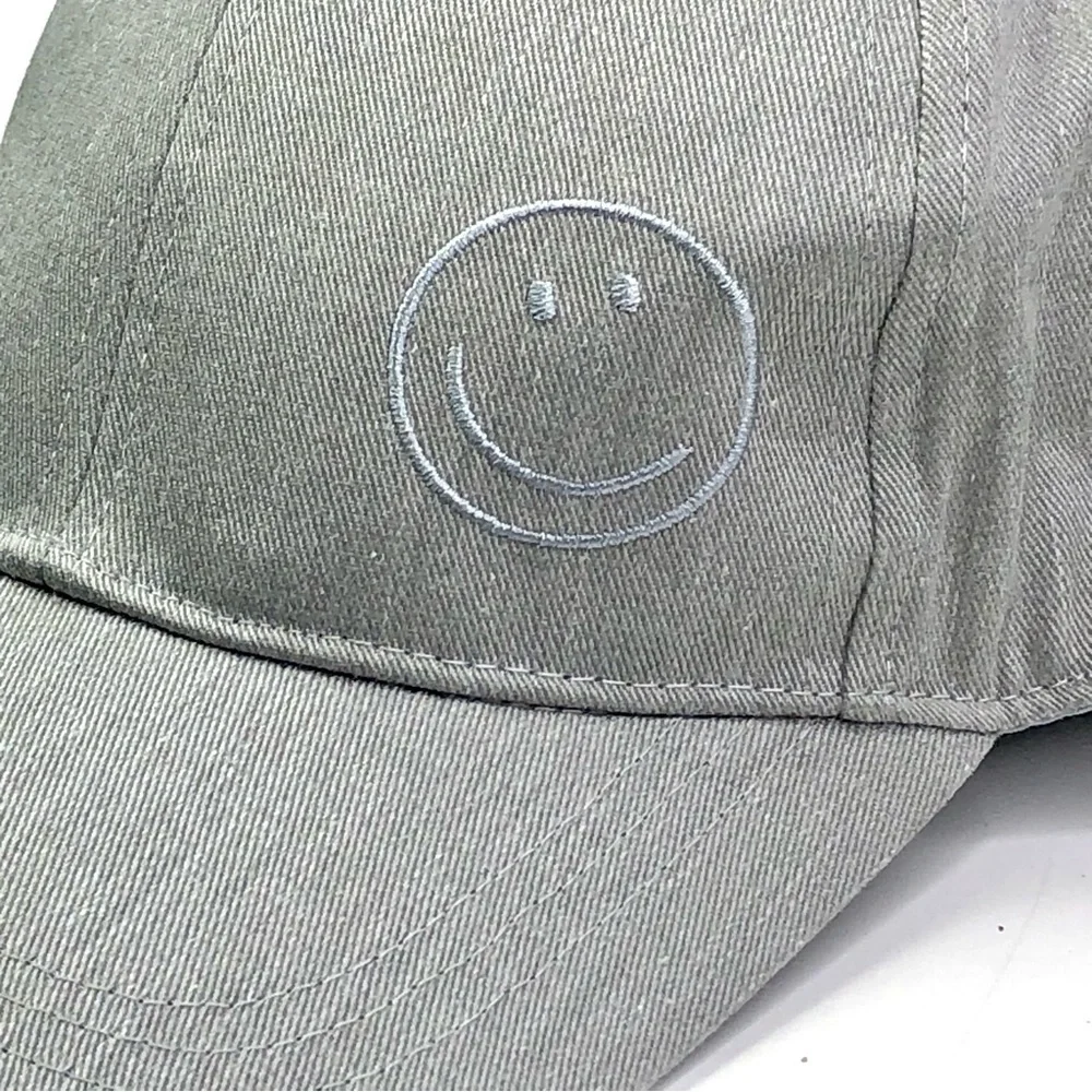 NWT ALDI Capsule Collection 2023 baseball hat cap light grey smiley face OS